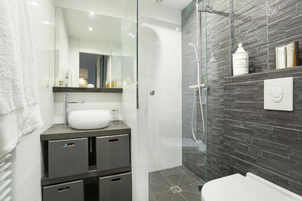 Apartment Champs Elysees By Studio Prestige Paris Dış mekan fotoğraf